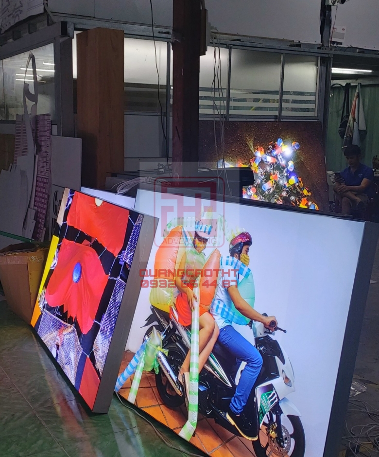 HỘP ĐÈN KHÔNG VIỀN CAO CẤP