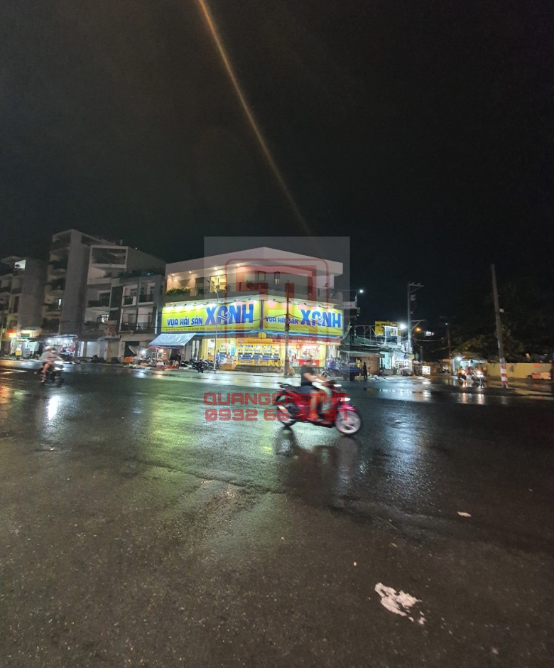 BẢNG HIỆU HẢI SẢN  XANH - CH NƠ TRANG LONG 