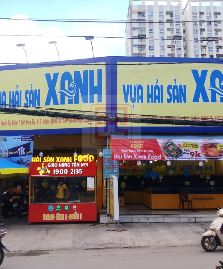 THI CÔNG TỦ BÁN HÀNG  HỆ THỐNG HẢI SẢN XANH