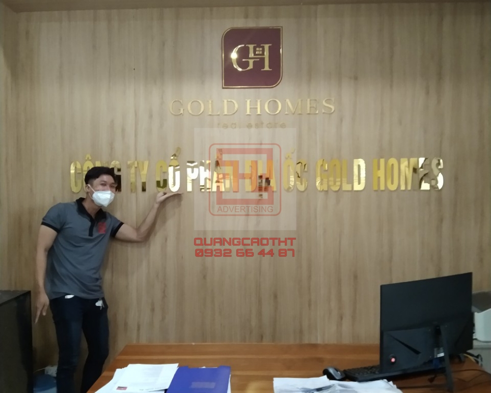 THI CÔNG LOGO VP BĐS - LOGO MICA